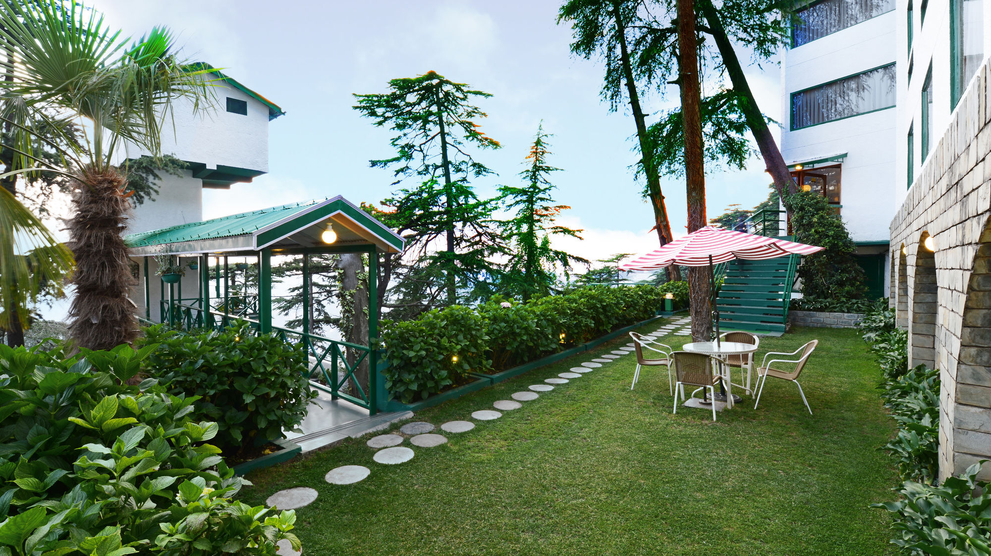 Honeymoon Inn מוסורי מראה חיצוני תמונה
