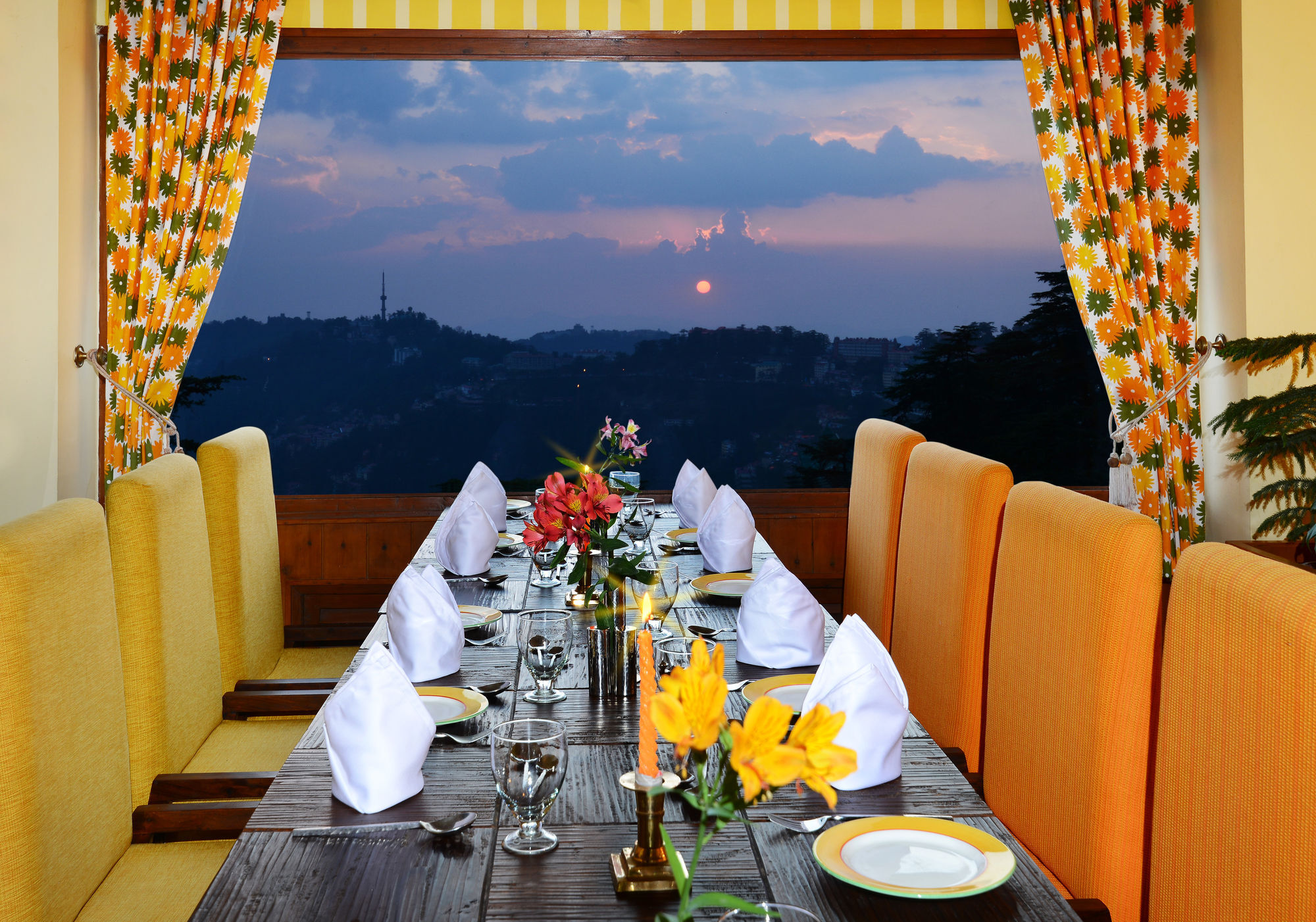 Honeymoon Inn מוסורי מראה חיצוני תמונה
